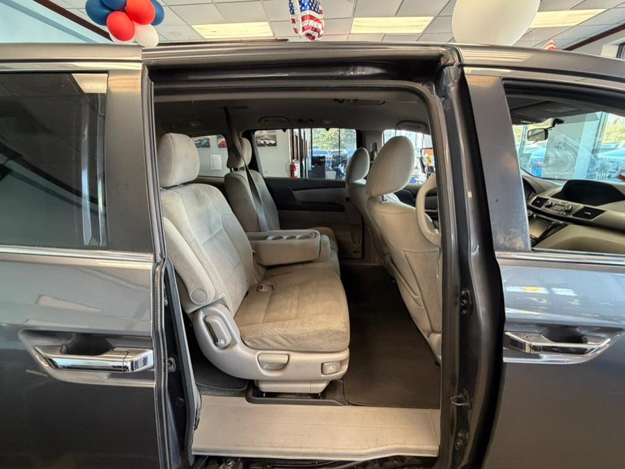 2016 Honda Odyssey 5dr SE, available for sale in Inwood, New York | 5 Towns Drive. Inwood, New York 2016 Honda Odyssey 5dr SE, available for sale in Inwood, New York | 5 Towns Drive. Inwood, New York