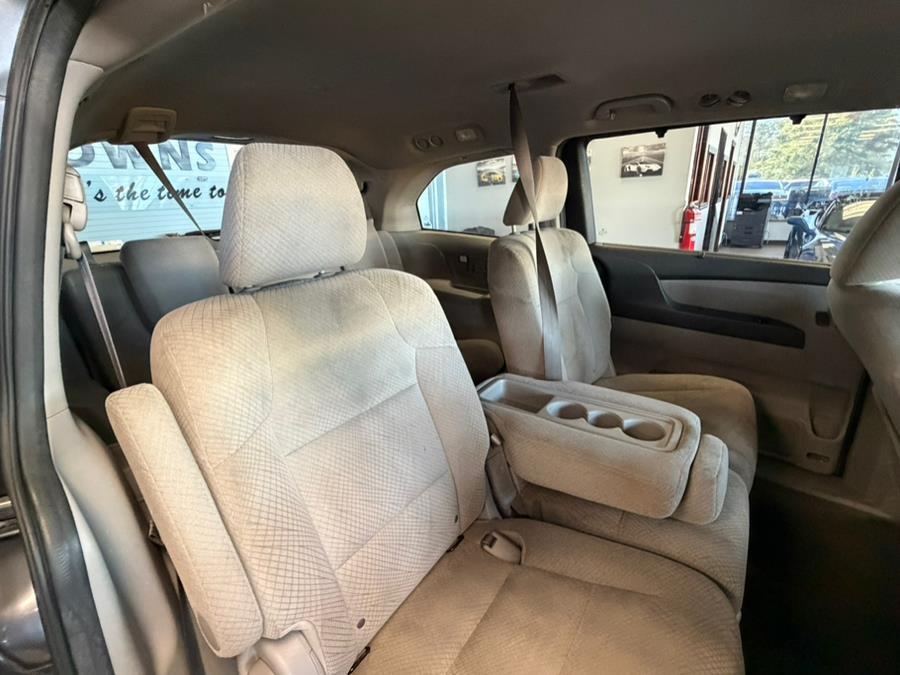 2016 Honda Odyssey 5dr SE, available for sale in Inwood, New York | 5 Towns Drive. Inwood, New York 2016 Honda Odyssey 5dr SE, available for sale in Inwood, New York | 5 Towns Drive. Inwood, New York