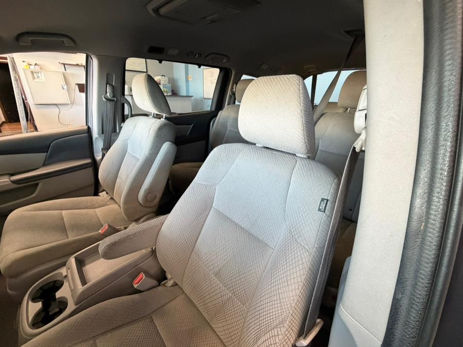 2016 Honda Odyssey 5dr SE, available for sale in Inwood, New York | 5 Towns Drive. Inwood, New York 2016 Honda Odyssey 5dr SE, available for sale in Inwood, New York | 5 Towns Drive. Inwood, New York
