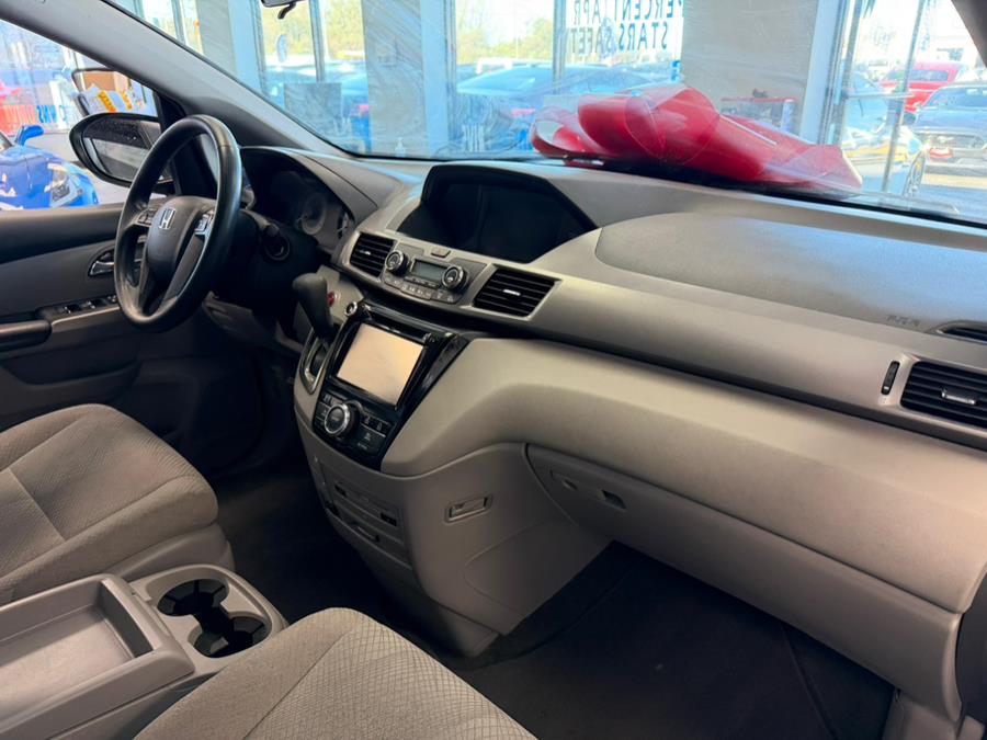 2016 Honda Odyssey 5dr SE, available for sale in Inwood, New York | 5 Towns Drive. Inwood, New York 2016 Honda Odyssey 5dr SE, available for sale in Inwood, New York | 5 Towns Drive. Inwood, New York