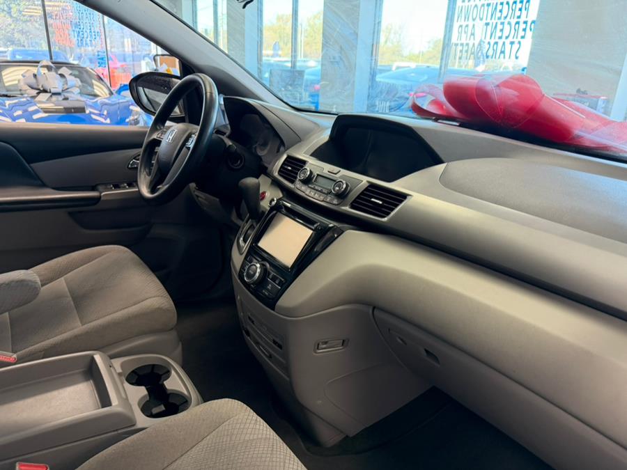 2016 Honda Odyssey 5dr SE, available for sale in Inwood, New York | 5 Towns Drive. Inwood, New York 2016 Honda Odyssey 5dr SE, available for sale in Inwood, New York | 5 Towns Drive. Inwood, New York
