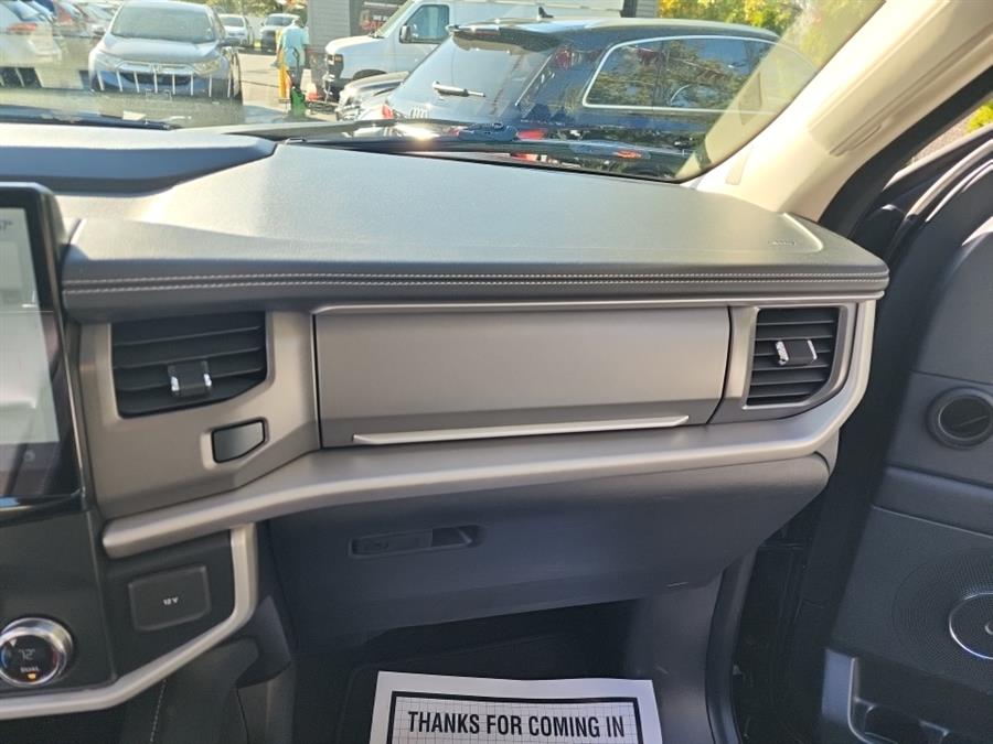 2022 Ford Expedition XLT 4x4, available for sale in Islip, New York | L.I. Auto Gallery. Islip, New York 2022 Ford Expedition XLT 4x4, available for sale in Islip, New York | L.I. Auto Gallery. Islip, New York