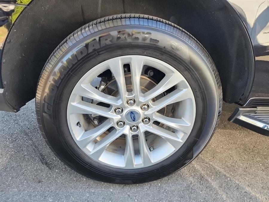 2022 Ford Expedition XLT 4x4, available for sale in Islip, New York | L.I. Auto Gallery. Islip, New York 2022 Ford Expedition XLT 4x4, available for sale in Islip, New York | L.I. Auto Gallery. Islip, New York