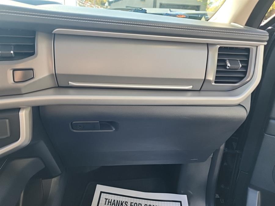 2022 Ford Expedition XLT 4x4, available for sale in Islip, New York | L.I. Auto Gallery. Islip, New York 2022 Ford Expedition XLT 4x4, available for sale in Islip, New York | L.I. Auto Gallery. Islip, New York