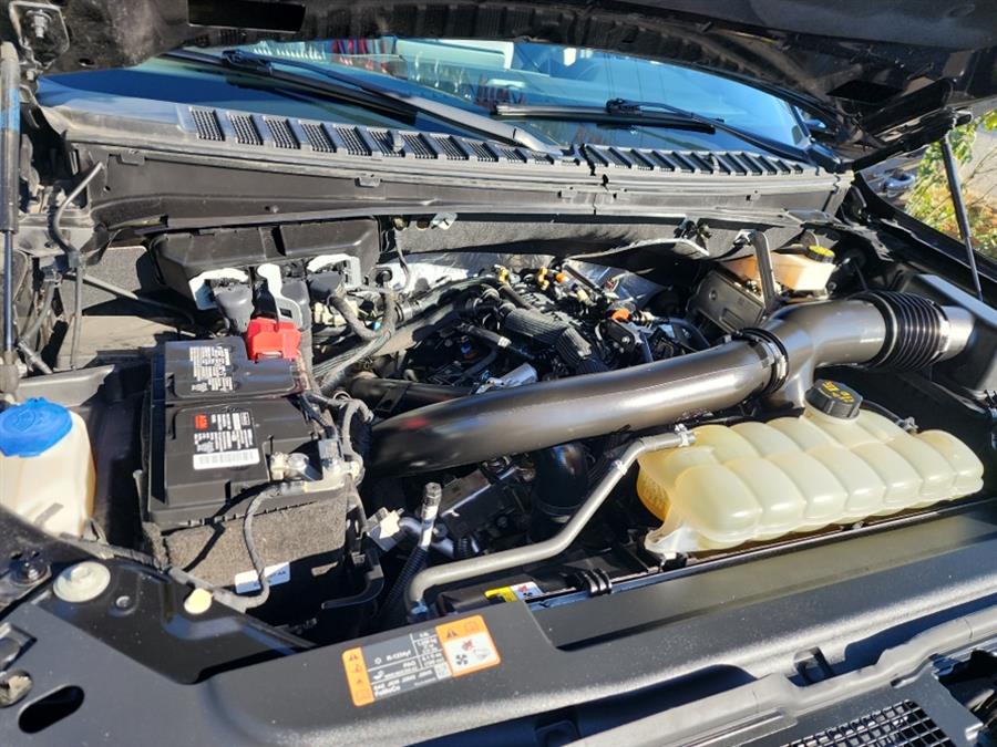 2022 Ford Expedition XLT 4x4, available for sale in Islip, New York | L.I. Auto Gallery. Islip, New York 2022 Ford Expedition XLT 4x4, available for sale in Islip, New York | L.I. Auto Gallery. Islip, New York