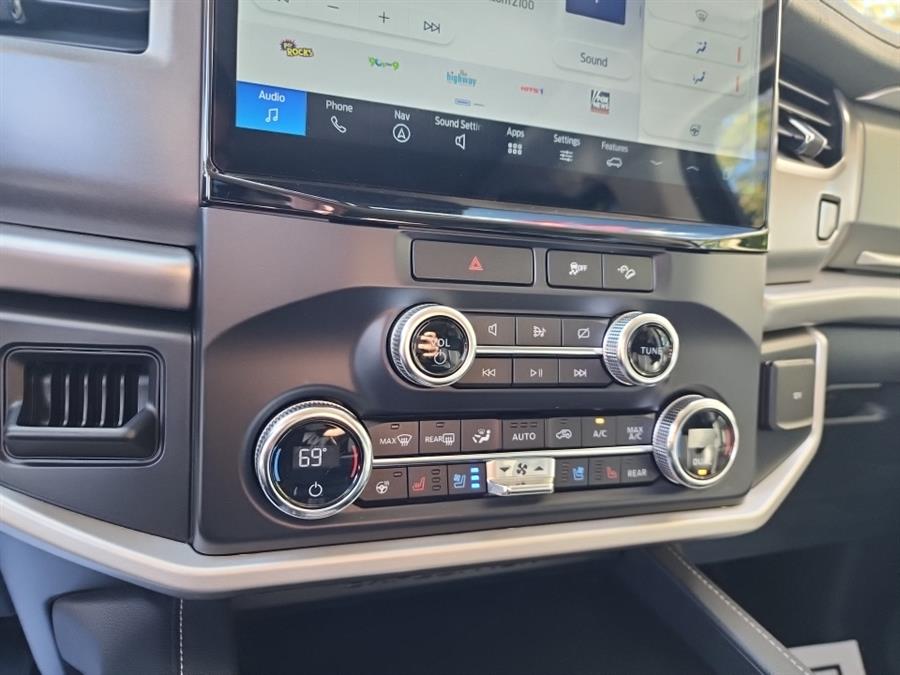 2022 Ford Expedition XLT 4x4, available for sale in Islip, New York | L.I. Auto Gallery. Islip, New York 2022 Ford Expedition XLT 4x4, available for sale in Islip, New York | L.I. Auto Gallery. Islip, New York