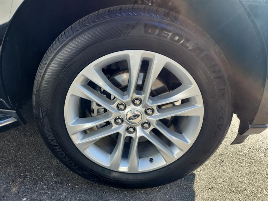 2022 Ford Expedition XLT 4x4, available for sale in Islip, New York | L.I. Auto Gallery. Islip, New York 2022 Ford Expedition XLT 4x4, available for sale in Islip, New York | L.I. Auto Gallery. Islip, New York