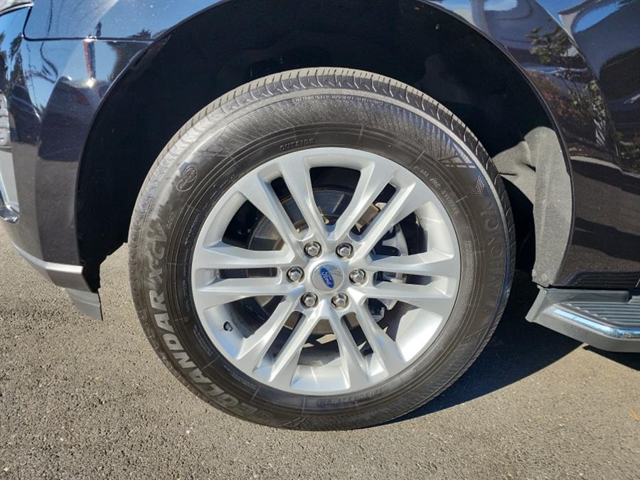 2022 Ford Expedition XLT 4x4, available for sale in Islip, New York | L.I. Auto Gallery. Islip, New York 2022 Ford Expedition XLT 4x4, available for sale in Islip, New York | L.I. Auto Gallery. Islip, New York