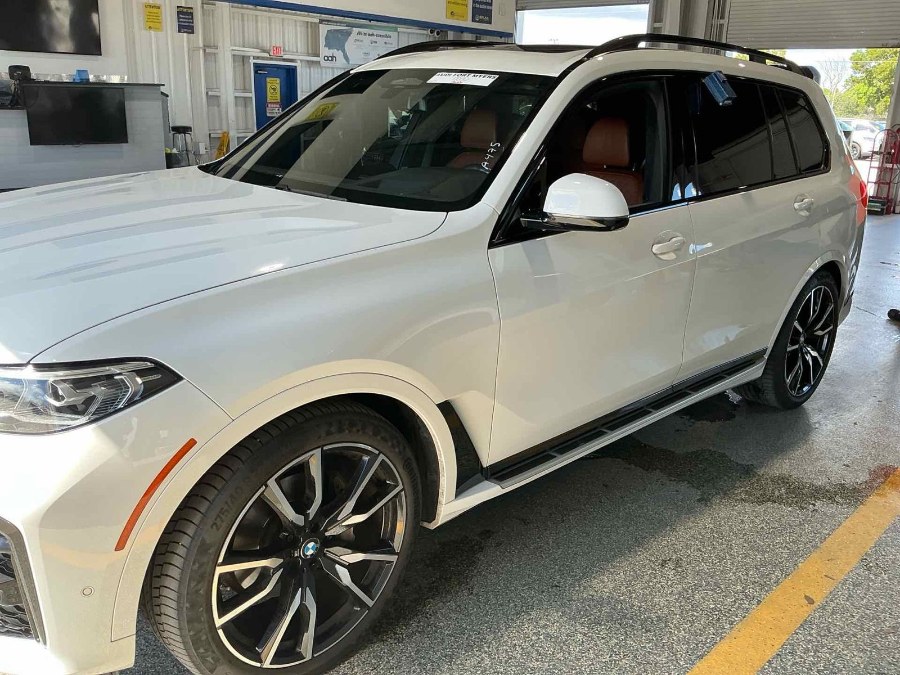 2021 BMW X7 xDrive40i Sports Activity Vehicle, available for sale in Franklin Square, New York | C Rich Cars. Franklin Square, New York