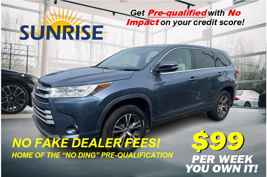 Used 2019 Toyota Highlander in Elmont, New York | Sunrise of Elmont. Elmont, New York