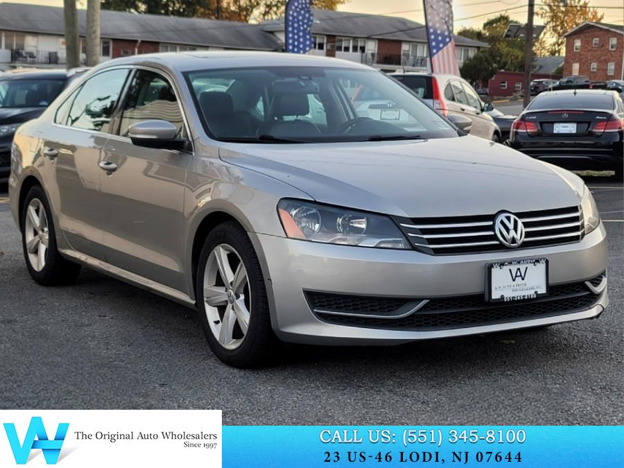 Used Volkswagen Passat 4dr Sdn 2.5L Auto SE w/Sunroof PZEV 2013 | AW Auto & Truck Wholesalers, Inc. Lodi, New Jersey