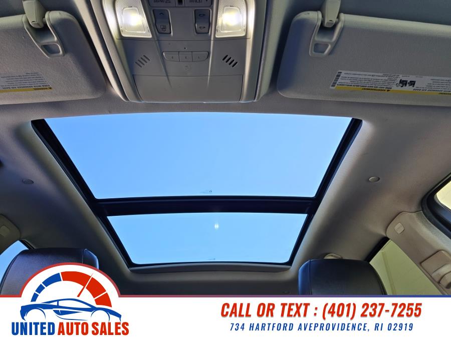 2017 Cadillac XT5 AWD 4dr Luxury, available for sale in Providence, Rhode Island | United Auto Sales Inc. Providence, Rhode Island 2017 Cadillac XT5 AWD 4dr Luxury, available for sale in Providence, Rhode Island | United Auto Sales Inc. Providence, Rhode Island