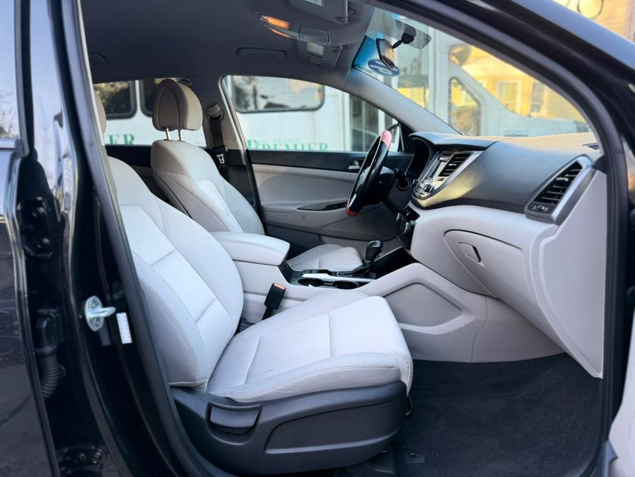 2017 Hyundai Tucson Limited AWD 4dr SUV, available for sale in Irvington, New Jersey | Best Cars R Us. Irvington, New Jersey 2017 Hyundai Tucson Limited AWD 4dr SUV, available for sale in Irvington, New Jersey | Best Cars R Us. Irvington, New Jersey