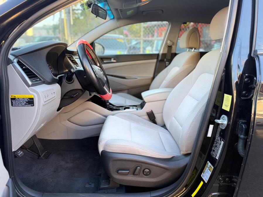 2017 Hyundai Tucson Limited AWD 4dr SUV, available for sale in Irvington, New Jersey | Best Cars R Us. Irvington, New Jersey 2017 Hyundai Tucson Limited AWD 4dr SUV, available for sale in Irvington, New Jersey | Best Cars R Us. Irvington, New Jersey