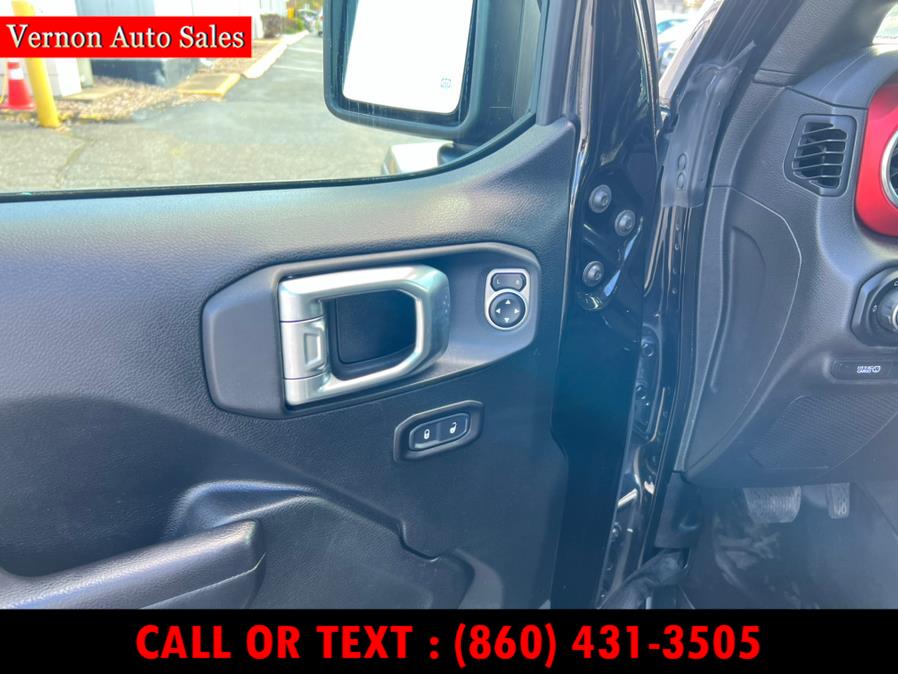 2020 Jeep Gladiator Rubicon 4x4, available for sale in Manchester, Connecticut | Vernon Auto Sale & Service. Manchester, Connecticut 2020 Jeep Gladiator Rubicon 4x4, available for sale in Manchester, Connecticut | Vernon Auto Sale & Service. Manchester, Connecticut