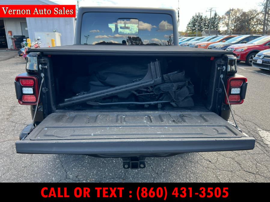 2020 Jeep Gladiator Rubicon 4x4, available for sale in Manchester, Connecticut | Vernon Auto Sale & Service. Manchester, Connecticut 2020 Jeep Gladiator Rubicon 4x4, available for sale in Manchester, Connecticut | Vernon Auto Sale & Service. Manchester, Connecticut