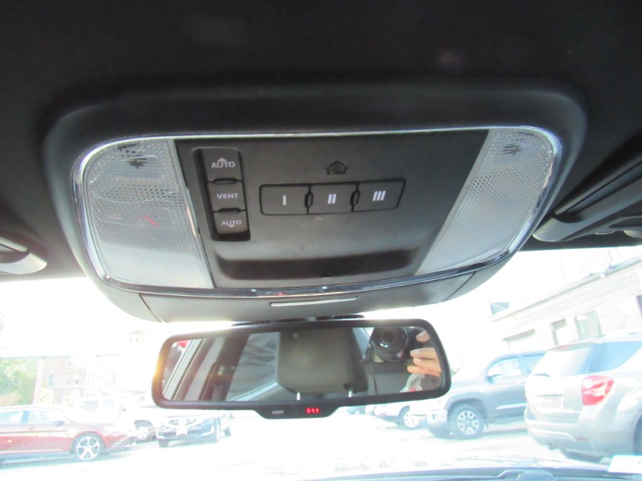 2015 Dodge Charger 4dr Sdn SXT AWD, available for sale in Worcester, Massachusetts | Hilario's Auto Sales Inc.. Worcester, Massachusetts 2015 Dodge Charger 4dr Sdn SXT AWD, available for sale in Worcester, Massachusetts | Hilario's Auto Sales Inc.. Worcester, Massachusetts