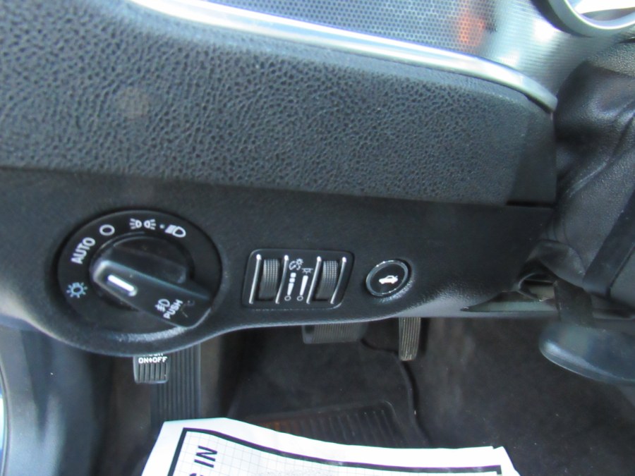 2015 Dodge Charger 4dr Sdn SXT AWD, available for sale in Worcester, Massachusetts | Hilario's Auto Sales Inc.. Worcester, Massachusetts 2015 Dodge Charger 4dr Sdn SXT AWD, available for sale in Worcester, Massachusetts | Hilario's Auto Sales Inc.. Worcester, Massachusetts