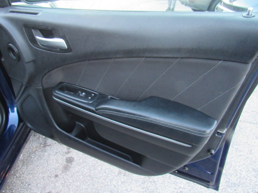 2015 Dodge Charger 4dr Sdn SXT AWD, available for sale in Worcester, Massachusetts | Hilario's Auto Sales Inc.. Worcester, Massachusetts 2015 Dodge Charger 4dr Sdn SXT AWD, available for sale in Worcester, Massachusetts | Hilario's Auto Sales Inc.. Worcester, Massachusetts