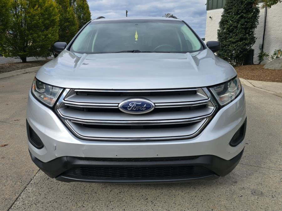 2017 Ford Edge SE photo 2