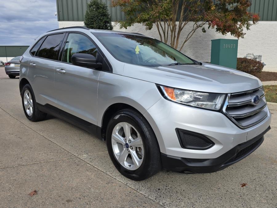 2017 Ford Edge SE photo 3