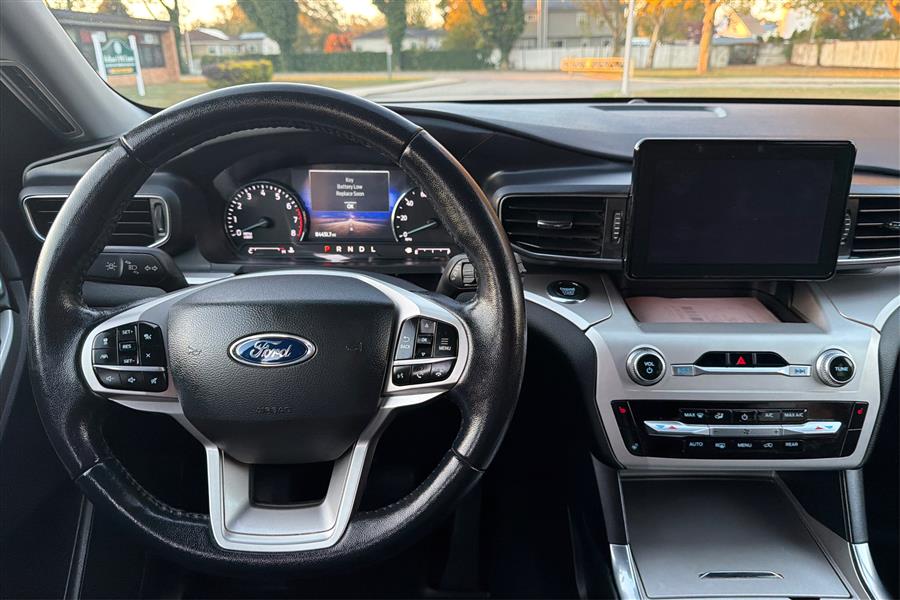 2022 Ford Explorer XLT 4WD, available for sale in Lindenhurst, New York | Power Motor Group. Lindenhurst, New York 2022 Ford Explorer XLT 4WD, available for sale in Lindenhurst, New York | Power Motor Group. Lindenhurst, New York