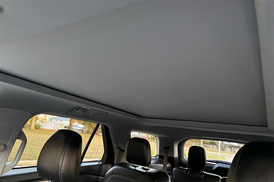2022 Ford Explorer XLT 4WD, available for sale in Lindenhurst, New York | Power Motor Group. Lindenhurst, New York 2022 Ford Explorer XLT 4WD, available for sale in Lindenhurst, New York | Power Motor Group. Lindenhurst, New York
