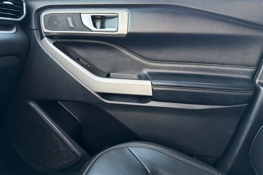 2022 Ford Explorer XLT 4WD, available for sale in Lindenhurst, New York | Power Motor Group. Lindenhurst, New York 2022 Ford Explorer XLT 4WD, available for sale in Lindenhurst, New York | Power Motor Group. Lindenhurst, New York