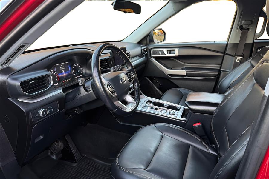2022 Ford Explorer XLT 4WD, available for sale in Lindenhurst, New York | Power Motor Group. Lindenhurst, New York 2022 Ford Explorer XLT 4WD, available for sale in Lindenhurst, New York | Power Motor Group. Lindenhurst, New York