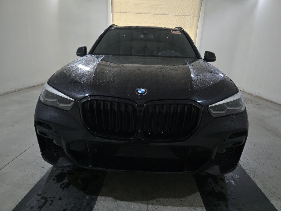 2022 BMW X5 sDrive40i Sports Activity Vehicle, available for sale in Franklin Square, New York | Luxury Motor Club. Franklin Square, New York 2022 BMW X5 sDrive40i Sports Activity Vehicle, available for sale in Franklin Square, New York | Luxury Motor Club. Franklin Square, New York