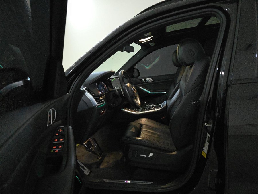 2022 BMW X5 sDrive40i Sports Activity Vehicle, available for sale in Franklin Square, New York | Luxury Motor Club. Franklin Square, New York 2022 BMW X5 sDrive40i Sports Activity Vehicle, available for sale in Franklin Square, New York | Luxury Motor Club. Franklin Square, New York