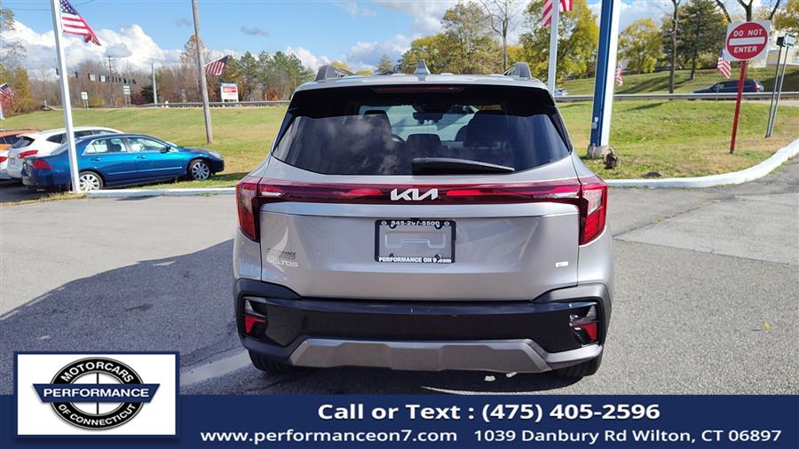 2024 Kia Seltos X-Line photo 4
