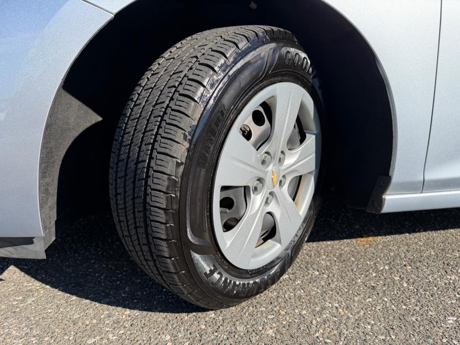 2018 Chevrolet Cruze 4dr Sdn 1.4L LS w/1SB, available for sale in Copiague, New York | Great Deal Motors. Copiague, New York 2018 Chevrolet Cruze 4dr Sdn 1.4L LS w/1SB, available for sale in Copiague, New York | Great Deal Motors. Copiague, New York