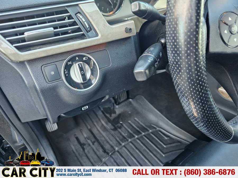 2011 Mercedes-Benz E-Class 4dr Sdn E350 Luxury 4MATIC, available for sale in East Windsor, Connecticut | Car City LLC. East Windsor, Connecticut 2011 Mercedes-Benz E-Class 4dr Sdn E350 Luxury 4MATIC, available for sale in East Windsor, Connecticut | Car City LLC. East Windsor, Connecticut