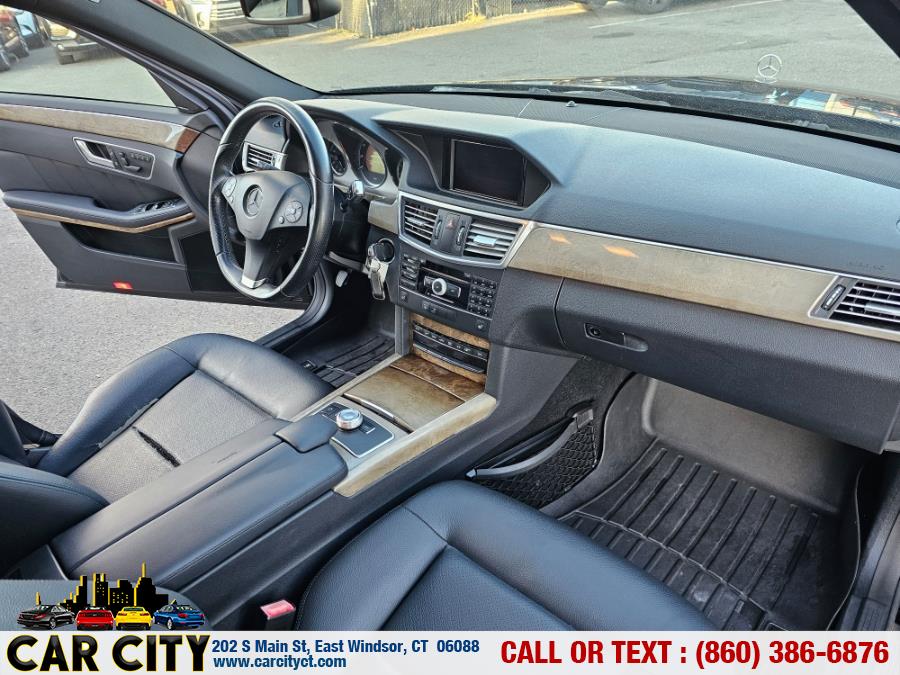 2011 Mercedes-Benz E-Class 4dr Sdn E350 Luxury 4MATIC, available for sale in East Windsor, Connecticut | Car City LLC. East Windsor, Connecticut 2011 Mercedes-Benz E-Class 4dr Sdn E350 Luxury 4MATIC, available for sale in East Windsor, Connecticut | Car City LLC. East Windsor, Connecticut