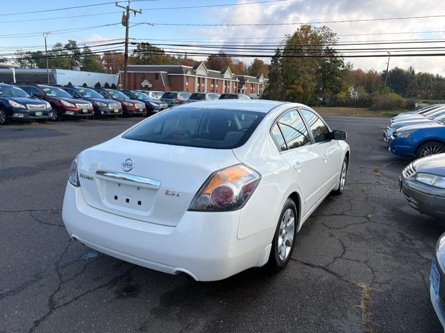 2009 Nissan Altima 4dr Sdn I4 CVT 2.5 SL, available for sale in East Windsor, Connecticut | CT Car Co LLC. East Windsor, Connecticut 2009 Nissan Altima 4dr Sdn I4 CVT 2.5 SL, available for sale in East Windsor, Connecticut | CT Car Co LLC. East Windsor, Connecticut
