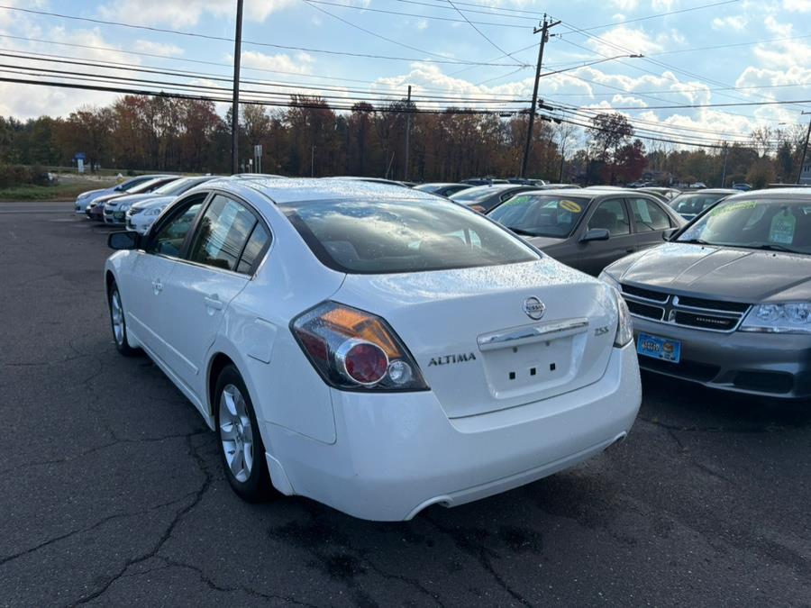 2009 Nissan Altima 4dr Sdn I4 CVT 2.5 SL, available for sale in East Windsor, Connecticut | CT Car Co LLC. East Windsor, Connecticut 2009 Nissan Altima 4dr Sdn I4 CVT 2.5 SL, available for sale in East Windsor, Connecticut | CT Car Co LLC. East Windsor, Connecticut