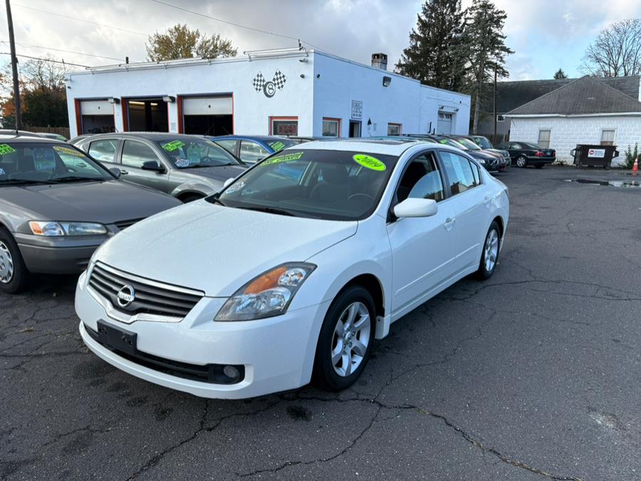 2009 Nissan Altima 4dr Sdn I4 CVT 2.5 SL, available for sale in East Windsor, Connecticut | CT Car Co LLC. East Windsor, Connecticut 2009 Nissan Altima 4dr Sdn I4 CVT 2.5 SL, available for sale in East Windsor, Connecticut | CT Car Co LLC. East Windsor, Connecticut