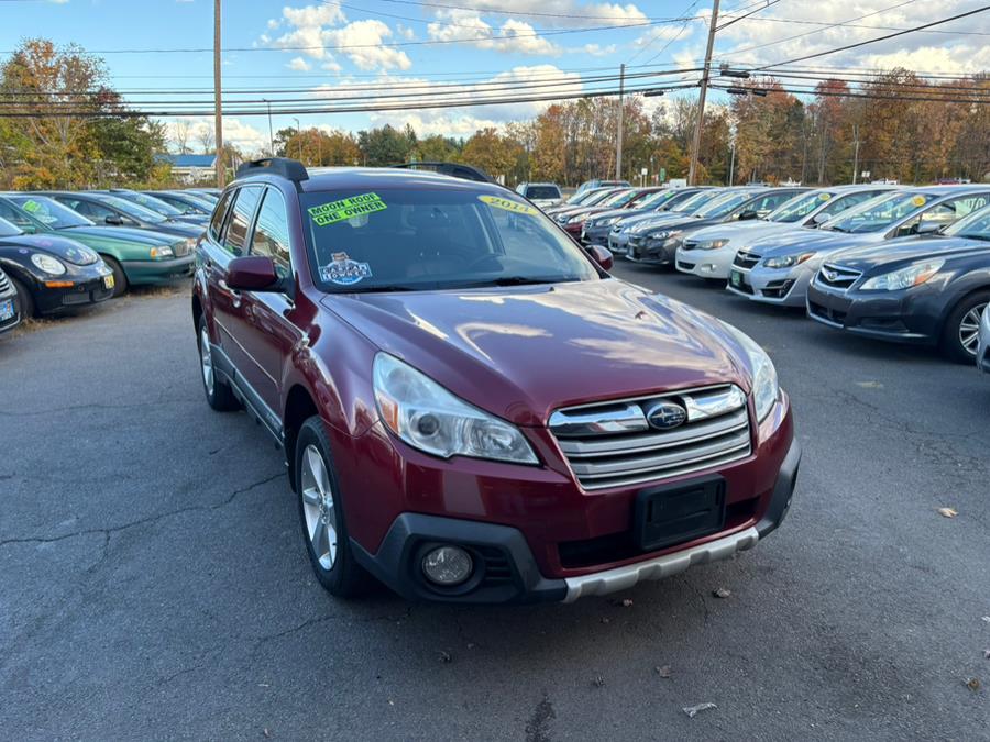 2014 Subaru Outback 4dr Wgn H4 Auto 2.5i Limited, available for sale in East Windsor, Connecticut | CT Car Co LLC. East Windsor, Connecticut 2014 Subaru Outback 4dr Wgn H4 Auto 2.5i Limited, available for sale in East Windsor, Connecticut | CT Car Co LLC. East Windsor, Connecticut
