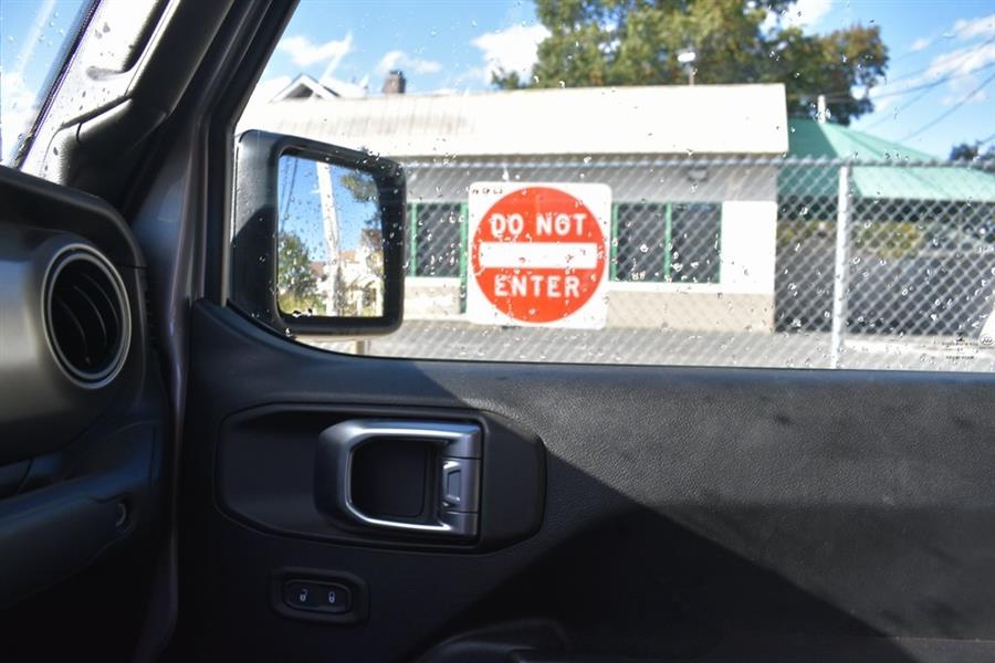 2020 Jeep Gladiator Sport, available for sale in Valley Stream, New York | Certified Performance Motors. Valley Stream, New York 2020 Jeep Gladiator Sport, available for sale in Valley Stream, New York | Certified Performance Motors. Valley Stream, New York