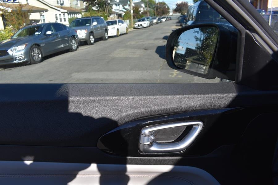 2022 Jeep Compass Limited, available for sale in Valley Stream, New York | Certified Performance Motors. Valley Stream, New York 2022 Jeep Compass Limited, available for sale in Valley Stream, New York | Certified Performance Motors. Valley Stream, New York