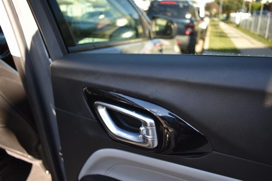 2022 Jeep Compass Limited, available for sale in Valley Stream, New York | Certified Performance Motors. Valley Stream, New York 2022 Jeep Compass Limited, available for sale in Valley Stream, New York | Certified Performance Motors. Valley Stream, New York