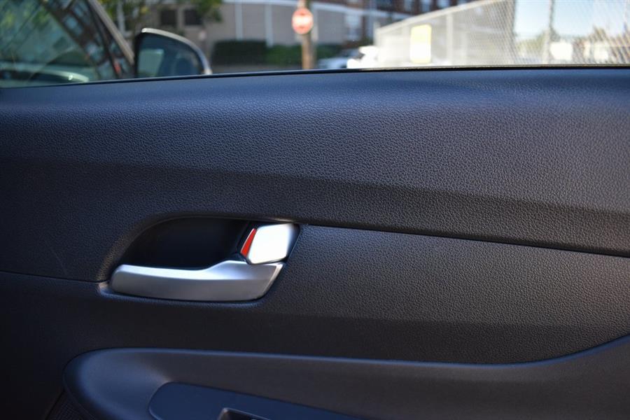 2022 Hyundai Santa Fe SEL, available for sale in Valley Stream, New York | Certified Performance Motors. Valley Stream, New York 2022 Hyundai Santa Fe SEL, available for sale in Valley Stream, New York | Certified Performance Motors. Valley Stream, New York