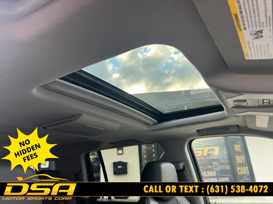 2019 Cadillac Escalade ESV 4WD 4dr Premium Luxury, available for sale in Commack, New York | DSA Motor Sports Corp. Commack, New York 2019 Cadillac Escalade ESV 4WD 4dr Premium Luxury, available for sale in Commack, New York | DSA Motor Sports Corp. Commack, New York