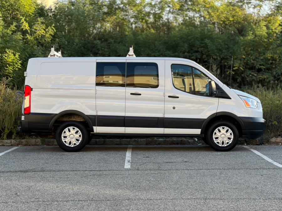 2017 Ford Transit Van Ergo Roof Racks/T-250 130" Low Rf, available for sale in Paterson, New Jersey | Speedway Commercial Motors LLC. Paterson, New Jersey 2017 Ford Transit Van Ergo Roof Racks/T-250 130" Low Rf, available for sale in Paterson, New Jersey | Speedway Commercial Motors LLC. Paterson, New Jersey
