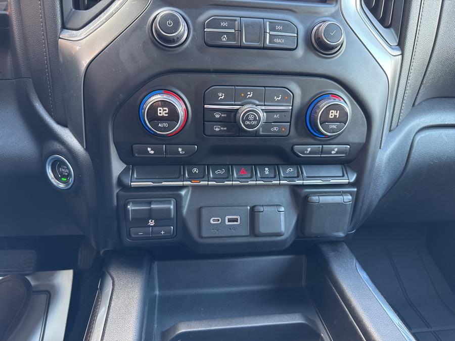 2019 Chevrolet Silverado 1500 4WD Double Cab 147" RST, available for sale in Waterbury, Connecticut | National Auto Brokers, Inc.. Waterbury, Connecticut 2019 Chevrolet Silverado 1500 4WD Double Cab 147" RST, available for sale in Waterbury, Connecticut | National Auto Brokers, Inc.. Waterbury, Connecticut