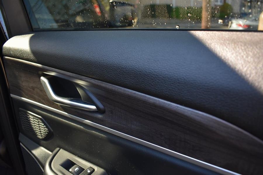 2022 Jeep Grand Cherokee Limited, available for sale in Hempstead, New York | Certified Automotive Group. Hempstead, New York 2022 Jeep Grand Cherokee Limited, available for sale in Hempstead, New York | Certified Automotive Group. Hempstead, New York