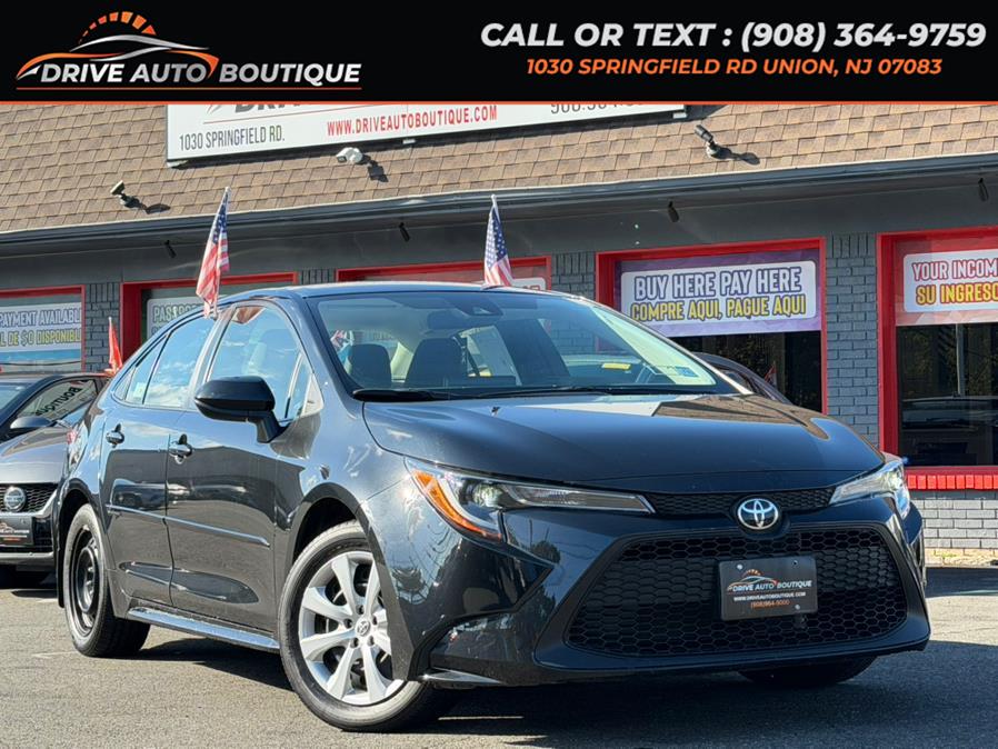 2022 Toyota Corolla LE's photo