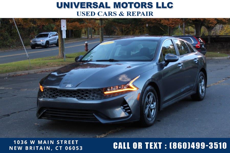 Used 2021 Kia K5 in New Britain, Connecticut | Universal Motors LLC. New Britain, Connecticut