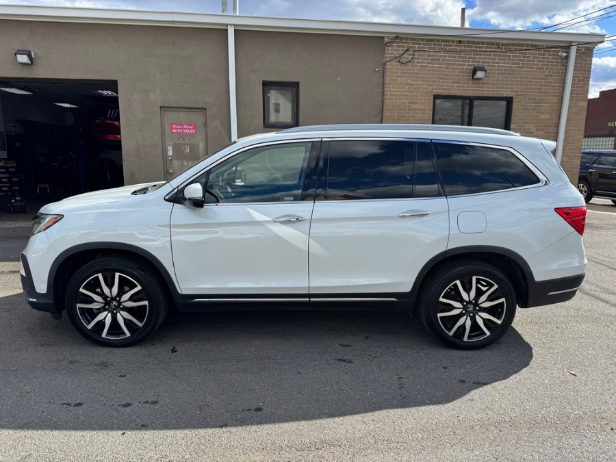 2020 Honda Pilot Touring photo 3